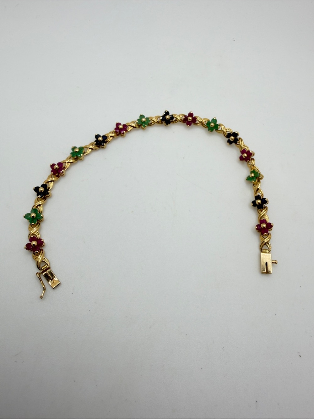7" Vintage 4.84ctw Ruby, Sapphire, Emerald Flower Tennis Bracelet in 14kt YG! - Picture 5 of 12